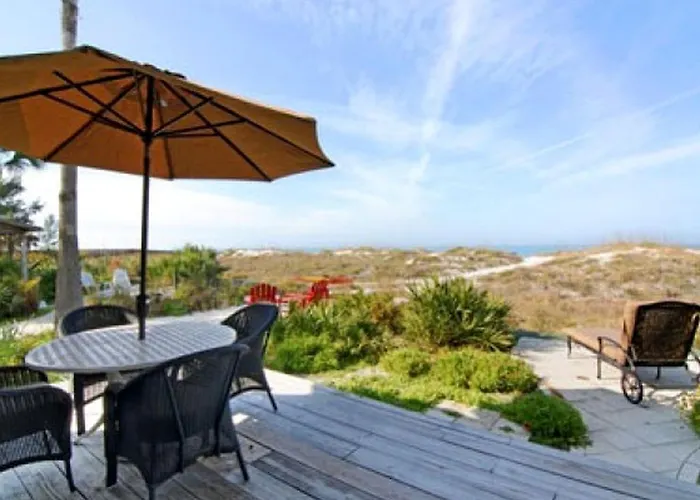 Сasa de vacaciones Historic Seafront With Gorgeous Gulf Views In Indian Rocks Beach, Florida Clearwater Beach