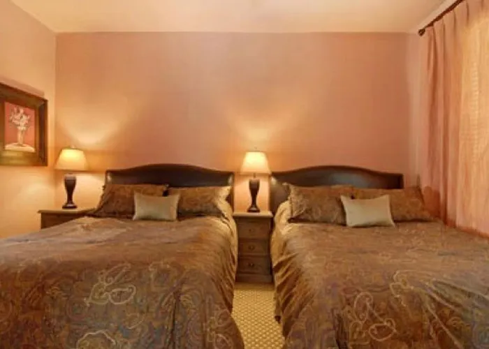 Historic Seafront With Gorgeous Gulf Views In Indian Rocks Beach, Florida